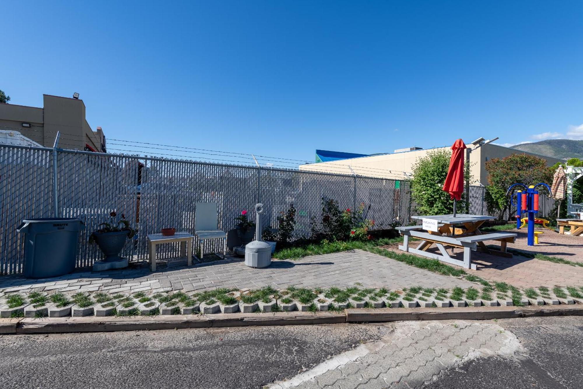 5000 Motel Пентіктон Екстер'єр фото