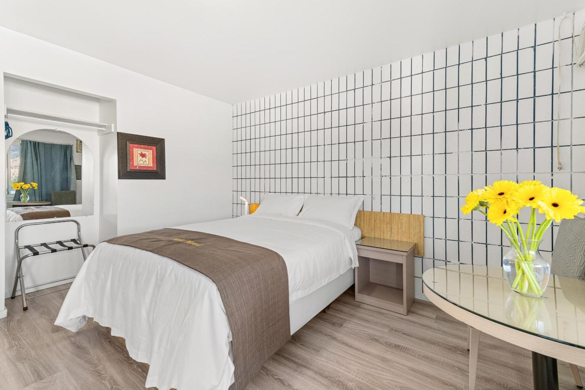5000 Motel Пентіктон Екстер'єр фото